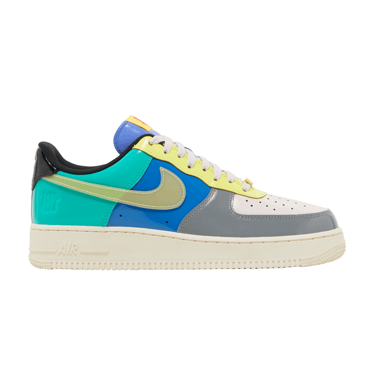 Nike Air Force 1 Low SP Undefeated Multi-Patent Community - Side Kicks