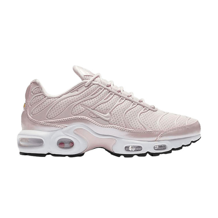 nike air max plus womens barely rose