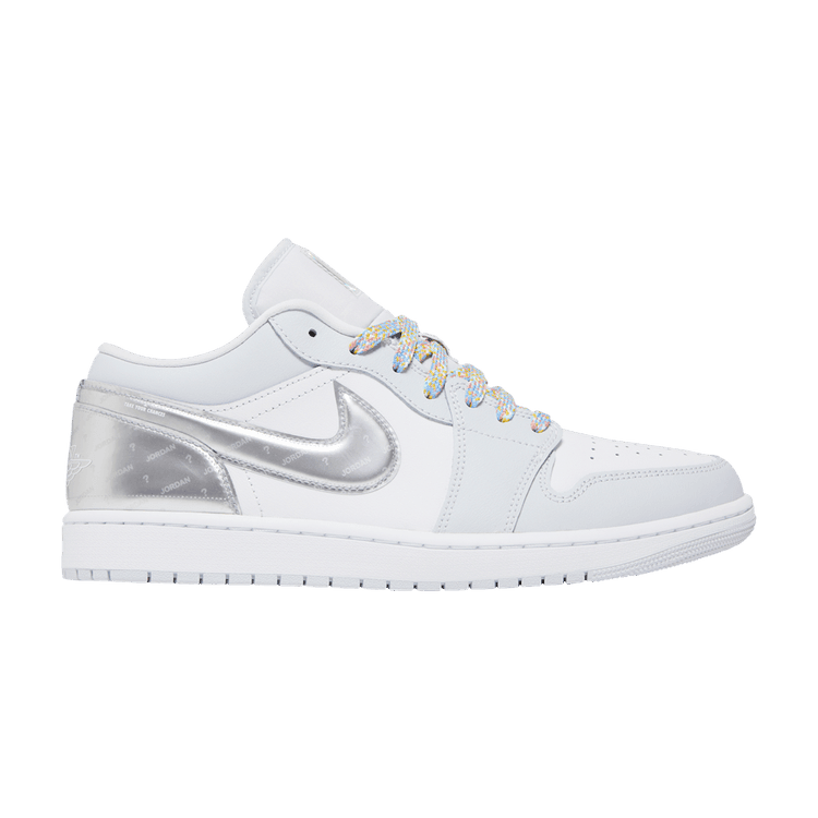 Jordan 1 Low SE Tear Away Silver - Side Kicks