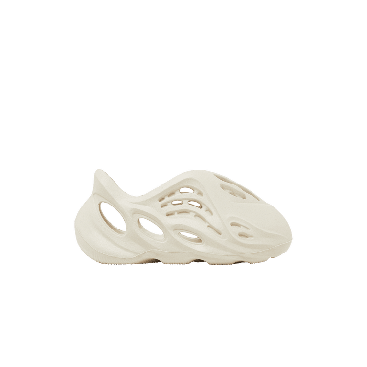 adidas Yeezy Foam RNR Sand (Kids) - Side Kicks