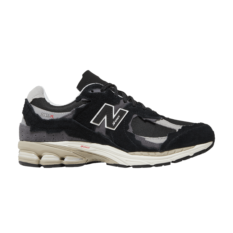 New Balance 2002R Protection Pack Black Grey