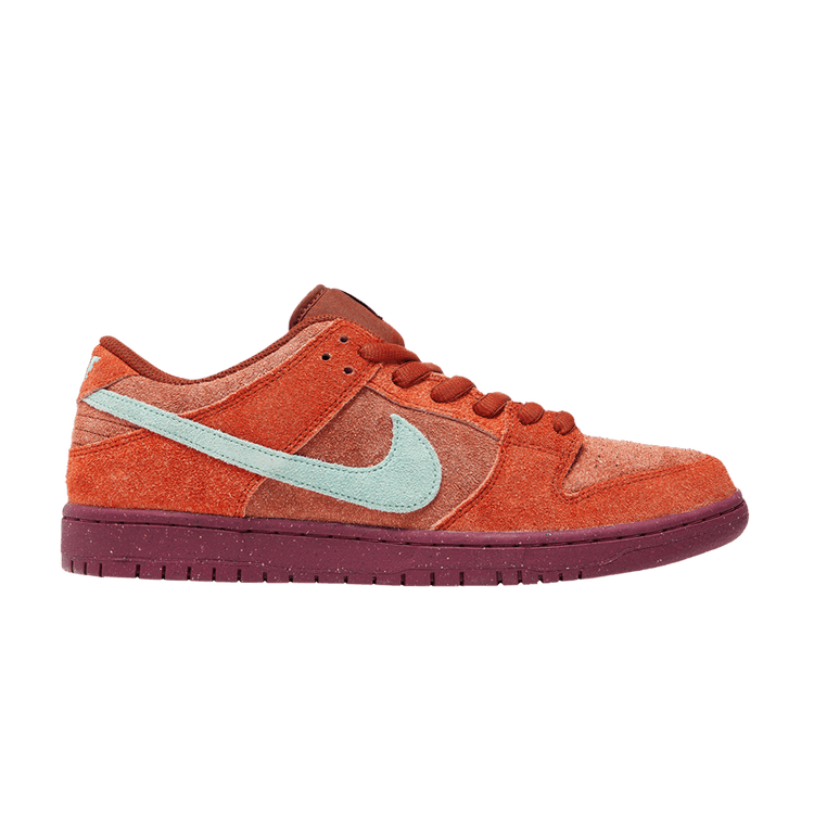 Nike SB Dunk Low Mystic Red Rosewood