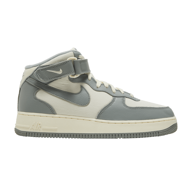 Nike Air Force 1 Mid '07 LX NBHD Mica Green