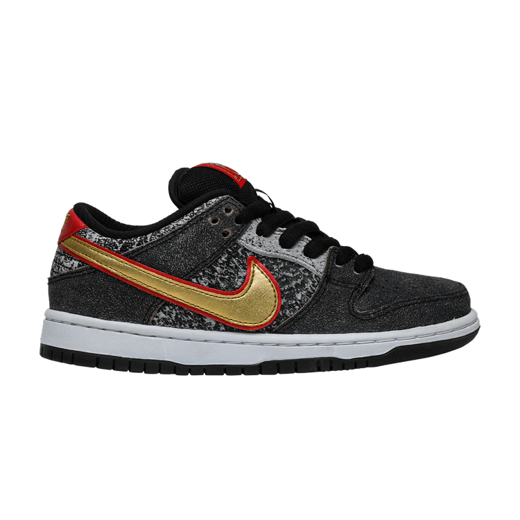 Nike SB Dunk Low Beijing Metallic Gold