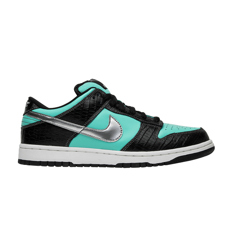 Nike SB Dunk Low Diamond Supply Co.