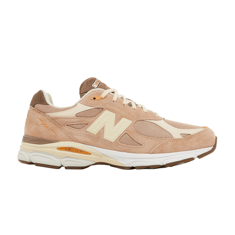 New Balance 990v3 MiUSA size? Exclusive Orange Cream