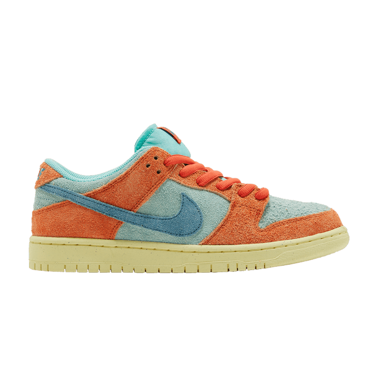 Nike SB Dunk Low Orange Emerald Rise