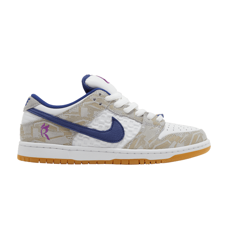 Nike SB Dunk Low Rayssa Leal - Side Kicks