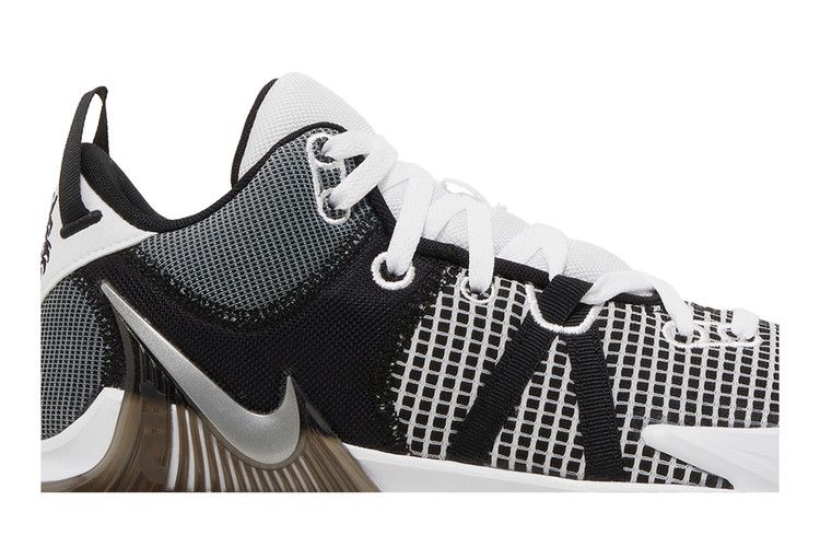 Nike LeBron Witness 7 White Black Metallic Silver