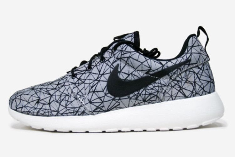 Nike Roshe Run Geometric Pack White