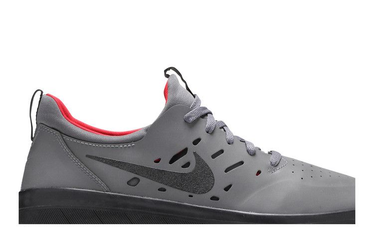Nike SB Nyjah Free Dark Grey Gym Red Black