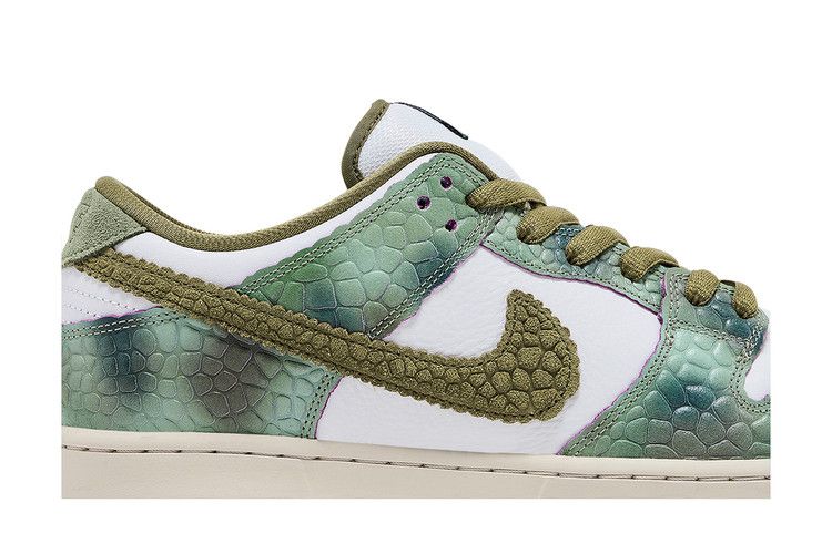 Nike SB Dunk Low Alexis Sablone Chameleon