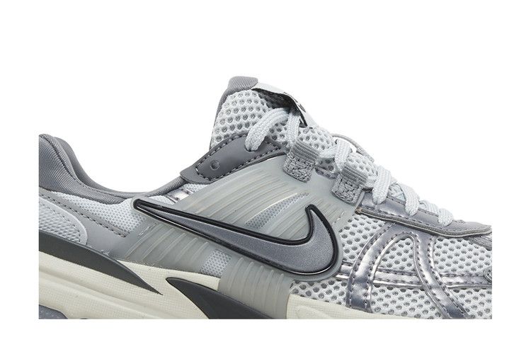 Nike V2K Run Pure Platinum Wolf Grey (Women's)