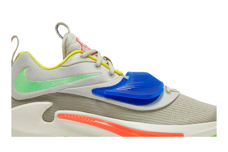 Nike Zoom Freak 3 Primary Colors