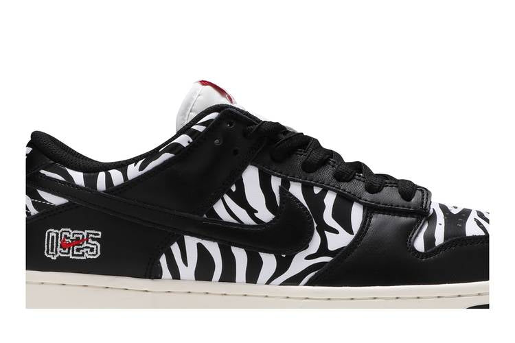 Nike SB Dunk Low OG QS Quartersnacks Zebra