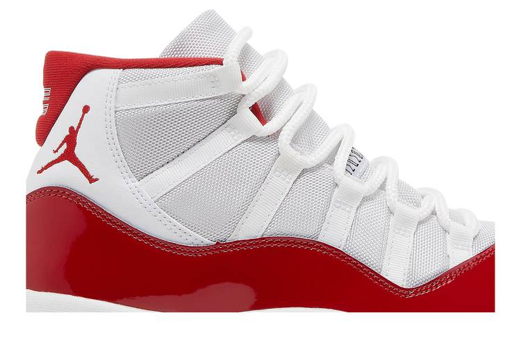 Jordan 11 Retro Cherry (2022)