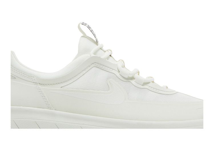 Nike SB Nyjah Free 2 Triple Summit White