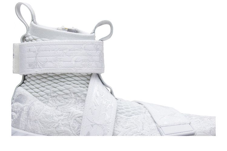 Nike LeBron 15 Lifestyle KITH City of Angels