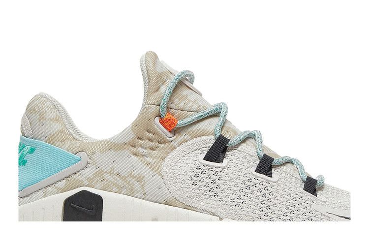 Nike Free Metcon 4 Light Bone (Women's)