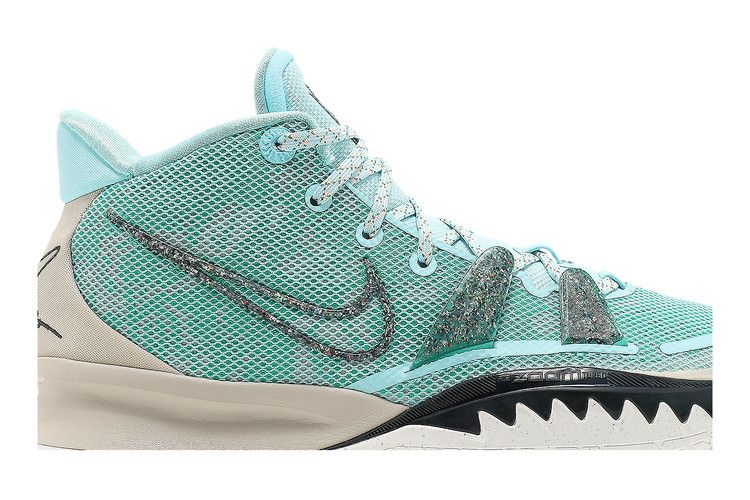 Nike Kyrie 7 Copa
