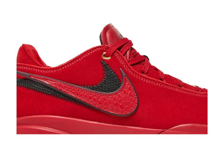 Nike LeBron 20 Liverpool