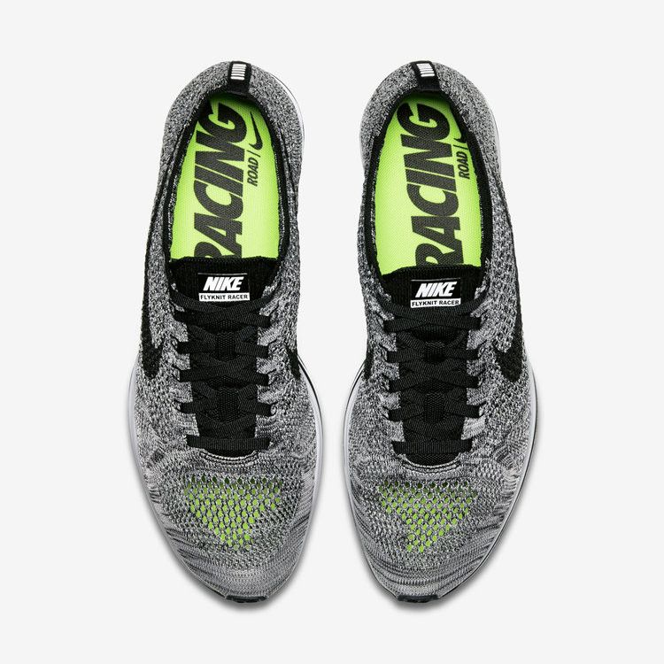 Nike Flyknit Racer Oreo