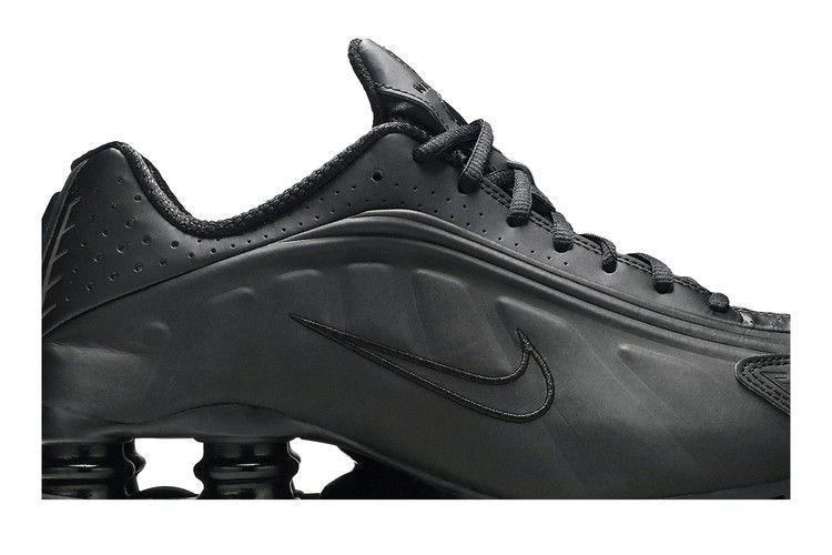Nike Shox R4 Triple Black
