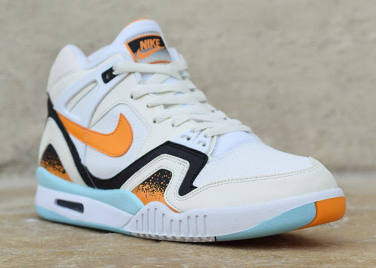 Nike Air Tech Challenge II Kumquat