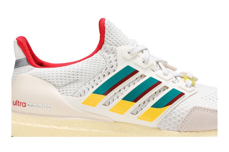 adidas Ultra Boost DNA 1.0 ZX 6000