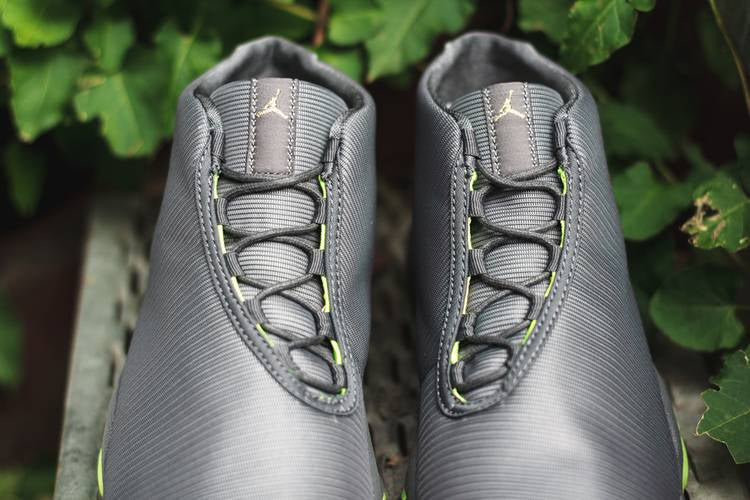 Jordan Future Dark Grey Volt