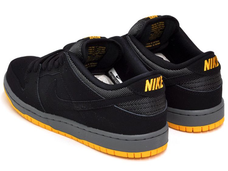 Nike SB Dunk Low Black University Gold