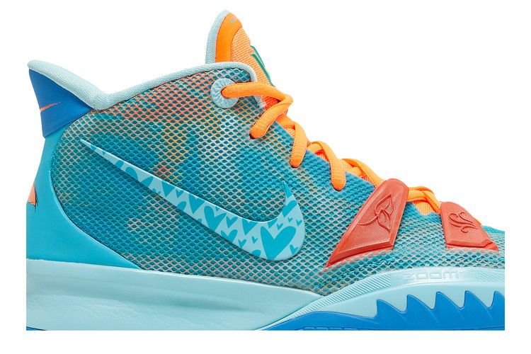 Nike Kyrie 7 Sneaker Room Fire and Water