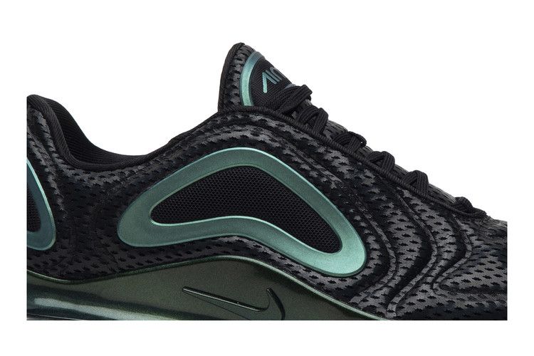 Nike Air Max 720 Throwback Future Iridescent