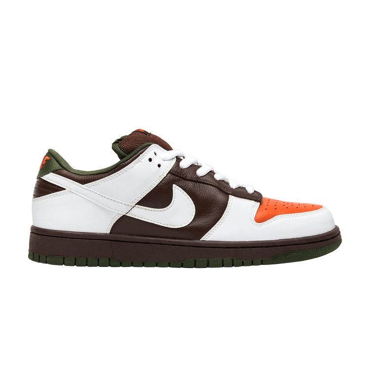 Nike SB Dunk Low Oompa Loompa - Side Kicks