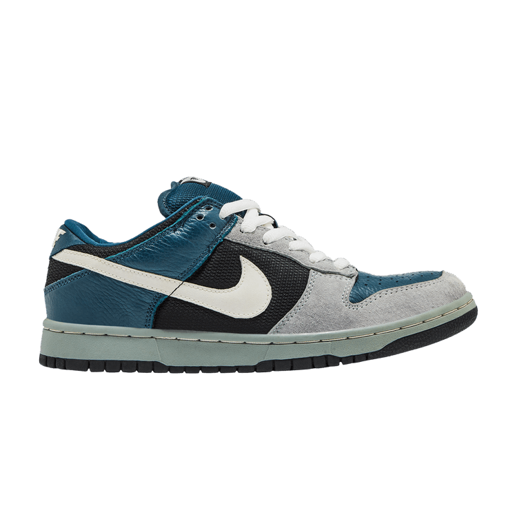 Nike Dunk Low Pro SB Futura