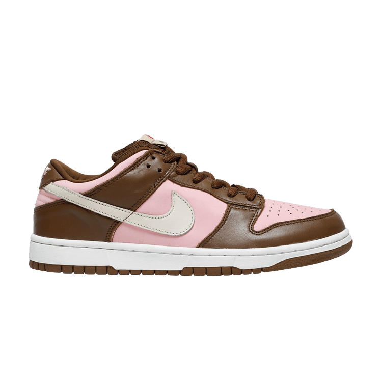 Nike SB Dunk Low Stussy Cherry - Side Kicks