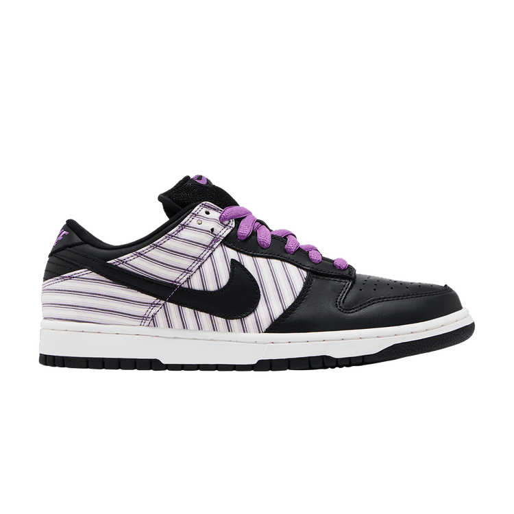 Nike SB Dunk Low Avenger Purple