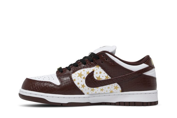 Nike SB Dunk Low Supreme Stars Barkroot Brown (2021)