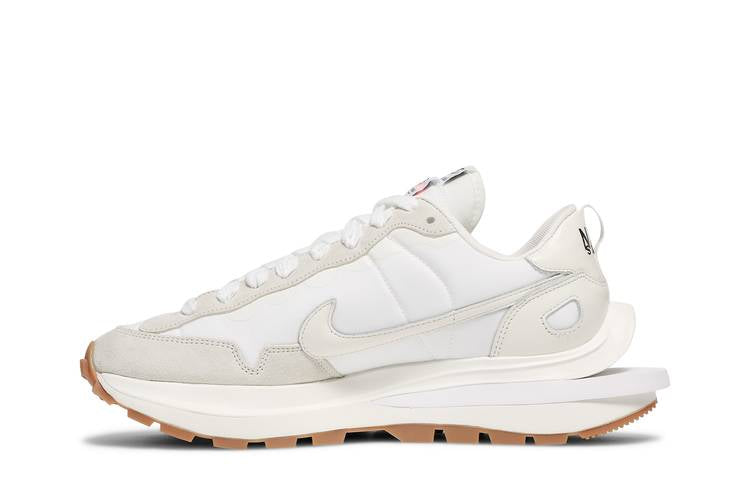 Nike Vaporwaffle sacai Sail Gum