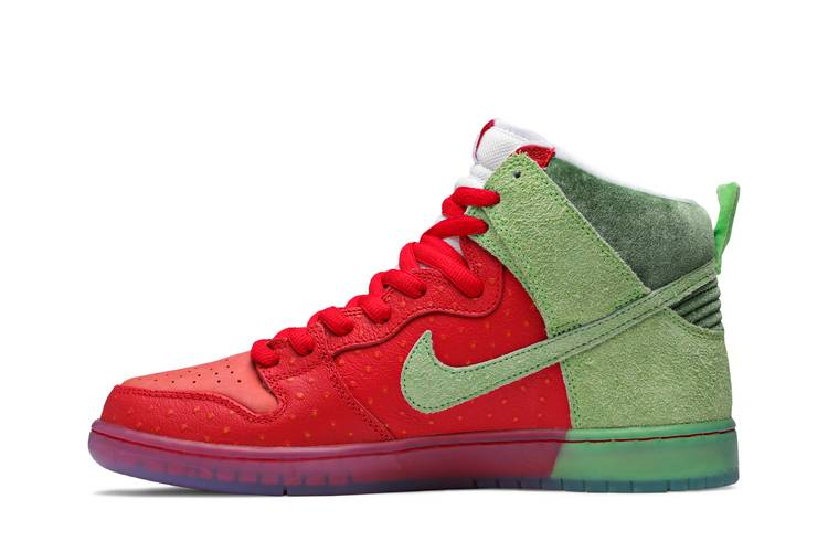 Nike SB Dunk High Strawberry Cough