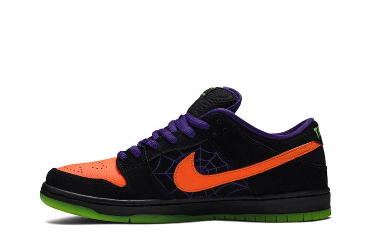 Nike SB Dunk Low Night of Mischief Halloween