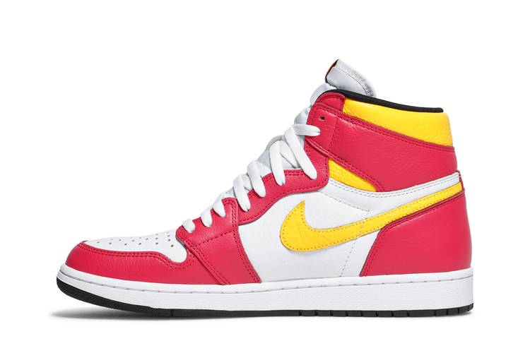 Jordan 1 Retro High OG Light Fusion Red