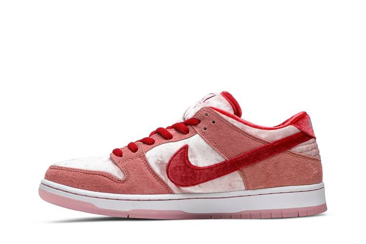 Nike SB Dunk Low StrangeLove Skateboards (Regular Box)