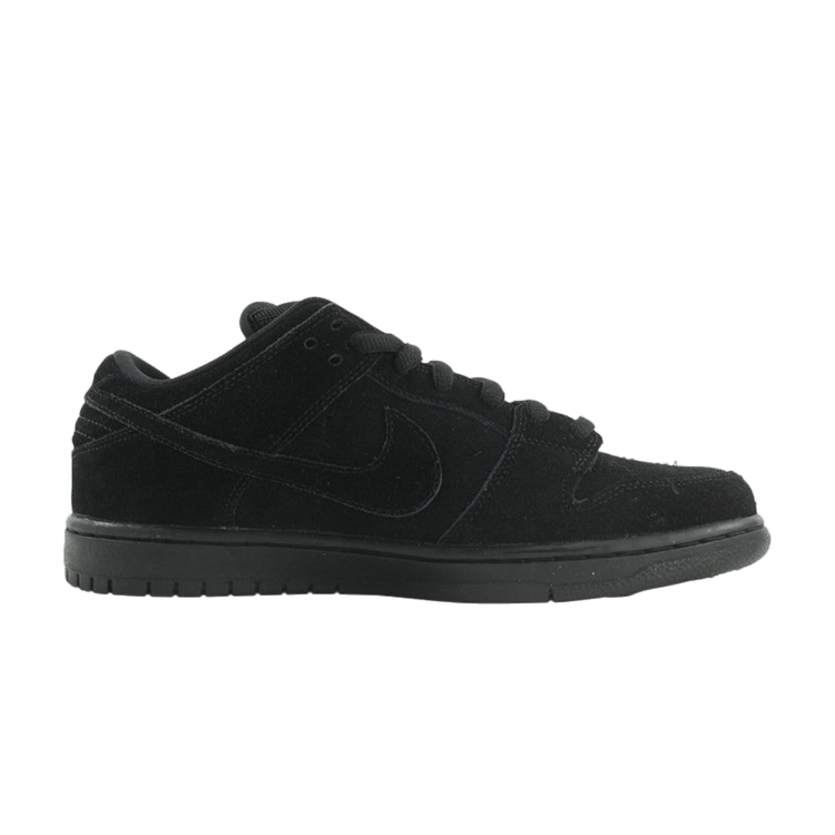 Nike SB Dunk Low Blackout