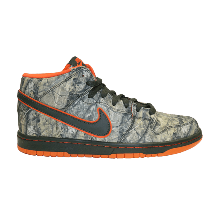 Nike SB Dunk Mid Real Tree Camo