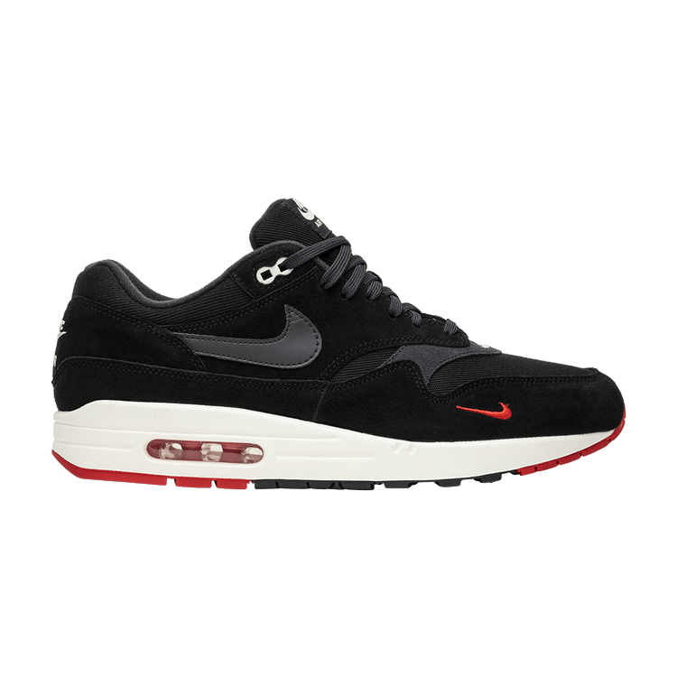 Nike Air Max 1 Mini Swoosh Bred