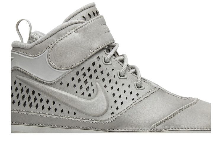 Nike Kobe 2 Black Mamba Collection Fade to Black