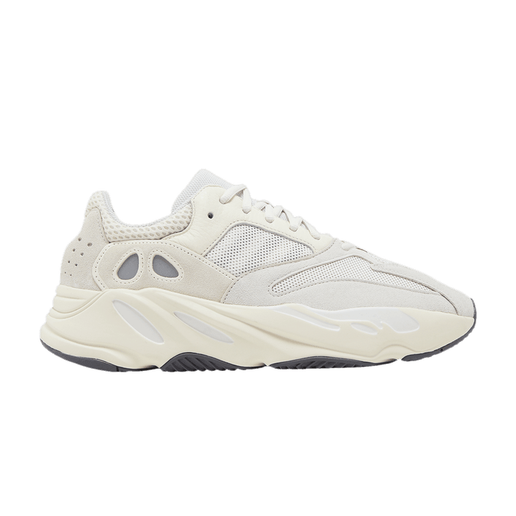 adidas Yeezy Boost 700 Analog (2019/2023) - Side Kicks