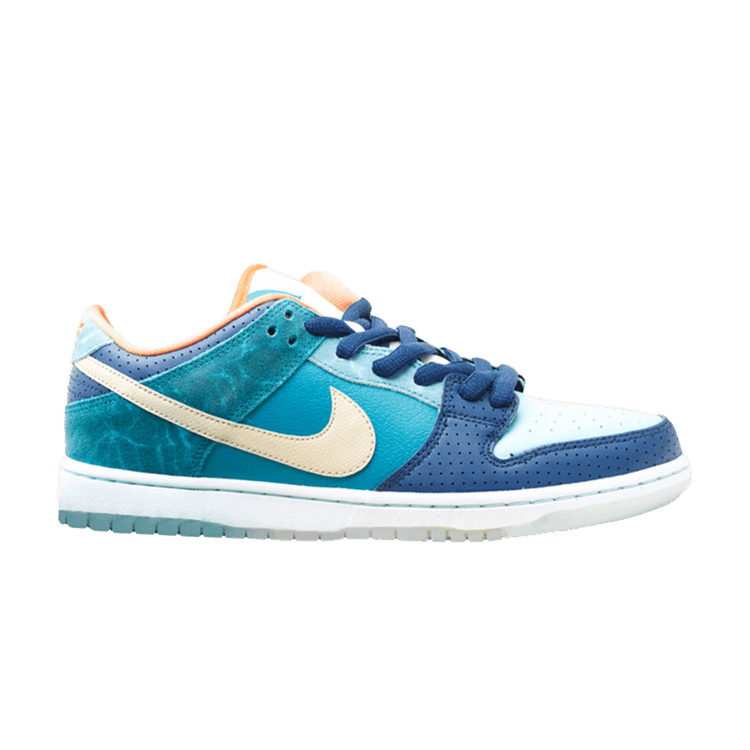 Nike SB Dunk Low MIA Skate Shop