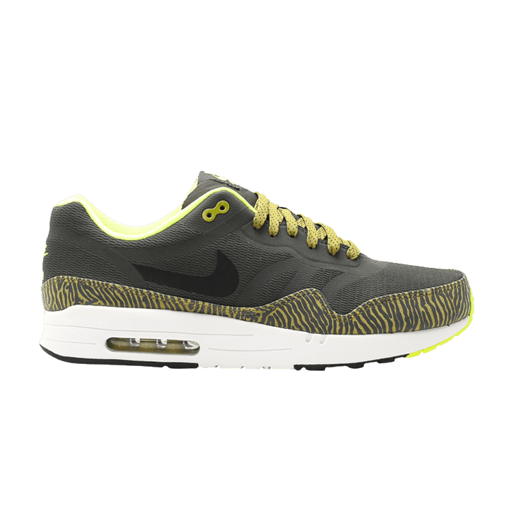 Nike Air Max 1 Newsprint Reflective